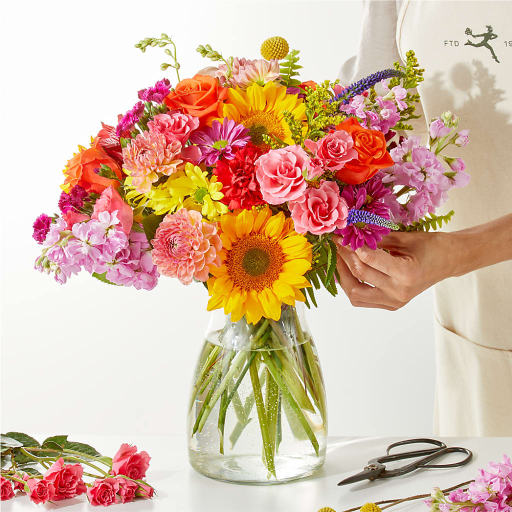 Cue the Confetti - A Florist Original – Kennedale Florist, Saginaw TX