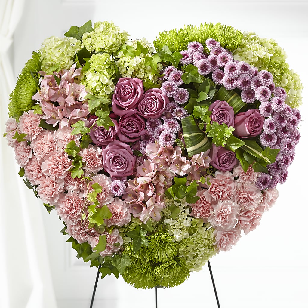 Heartwarming Standing Heart – Kennedale Florist, Saginaw TX