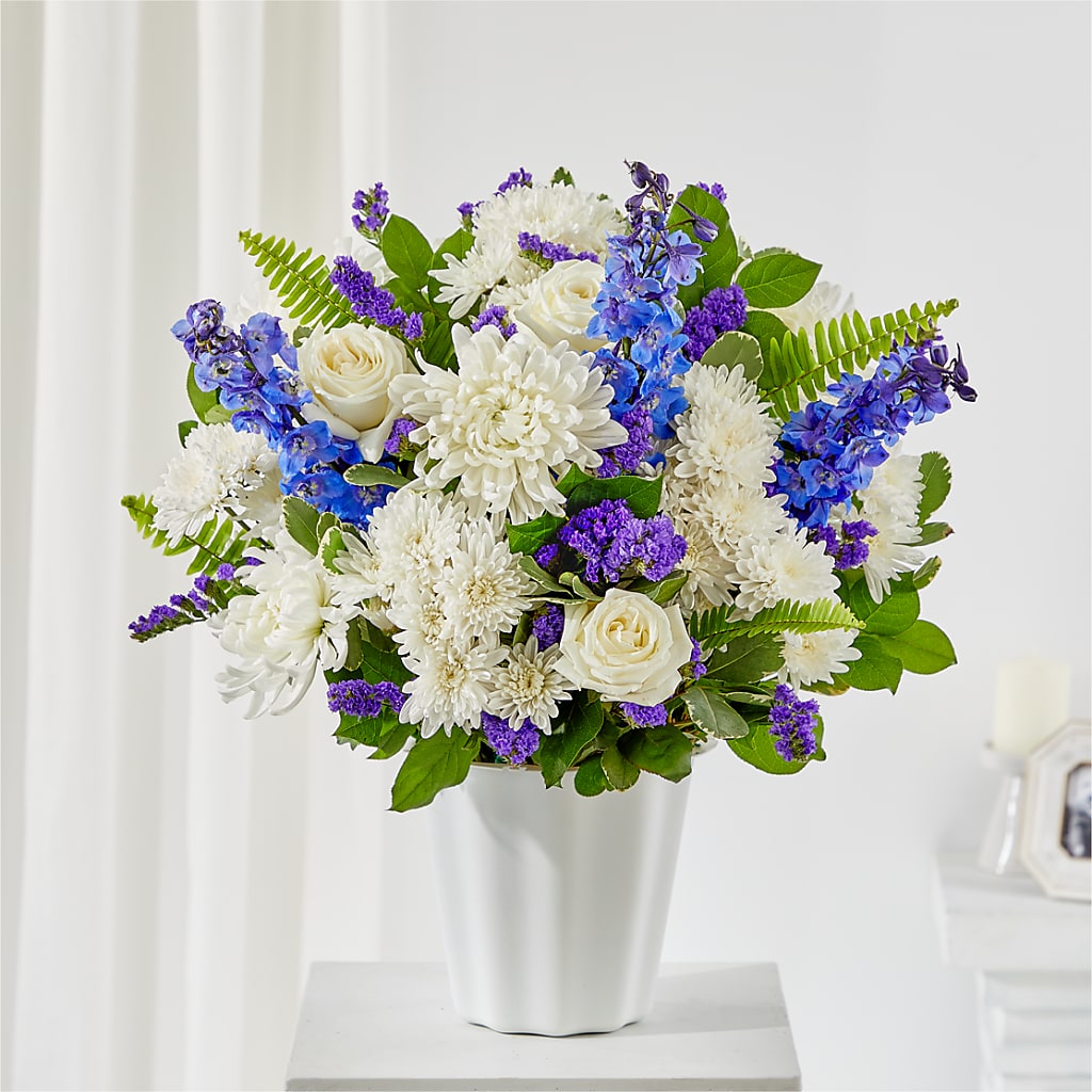 Hold Dear Tabletop Basket – Kennedale Florist, Saginaw TX