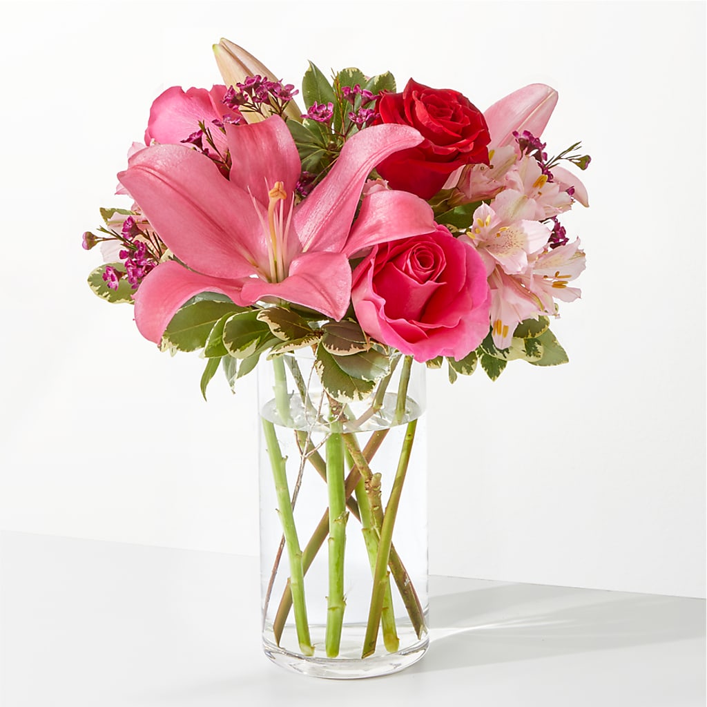 Lucky in Love Bouquet – Kennedale Florist, Saginaw TX