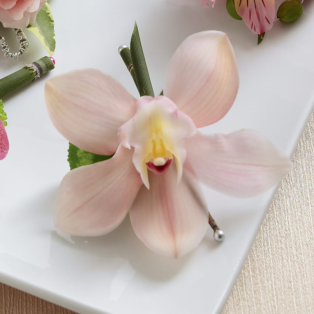 Pink Cymbidium Boutonniere – Kennedale Florist, Saginaw TX