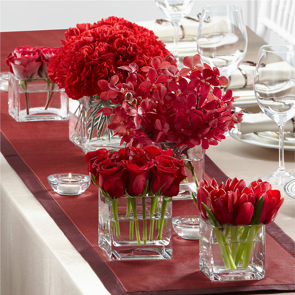 Modern Grace Centerpiece – Kennedale Florist, Saginaw TX