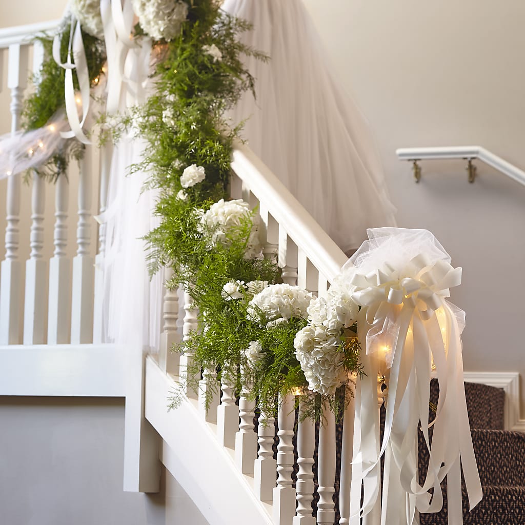 Champagne Dreams Garland – Kennedale Florist, Saginaw TX