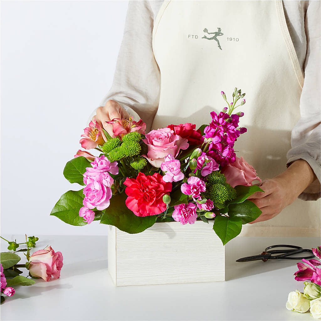Sweetberry Box – A Florist Original –  Kennedale Florist, Saginaw TX
