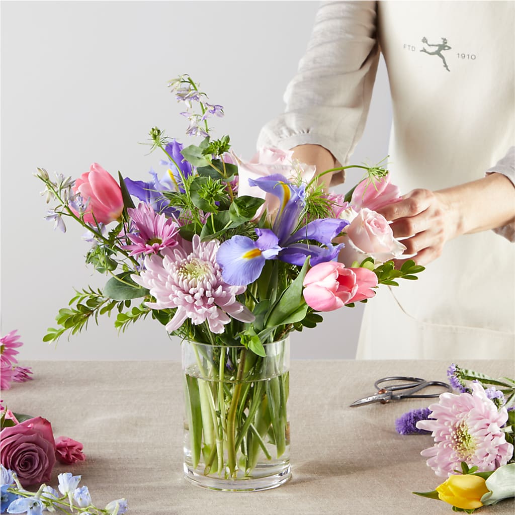 Pastel Tradition - A Florist Original –  Kennedale Florist, Saginaw TX