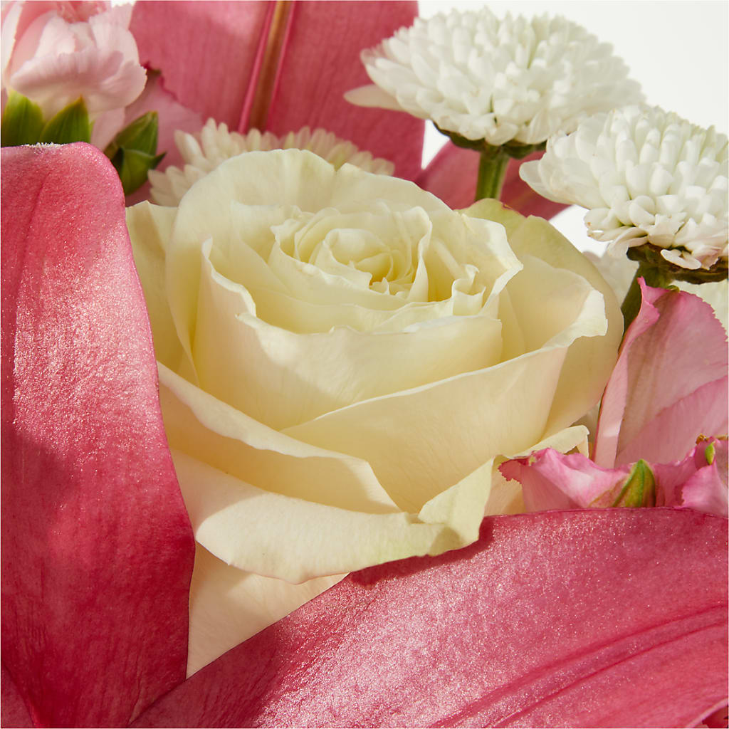 Piece of Cake Bouquet –  Kennedale Florist, Saginaw TX