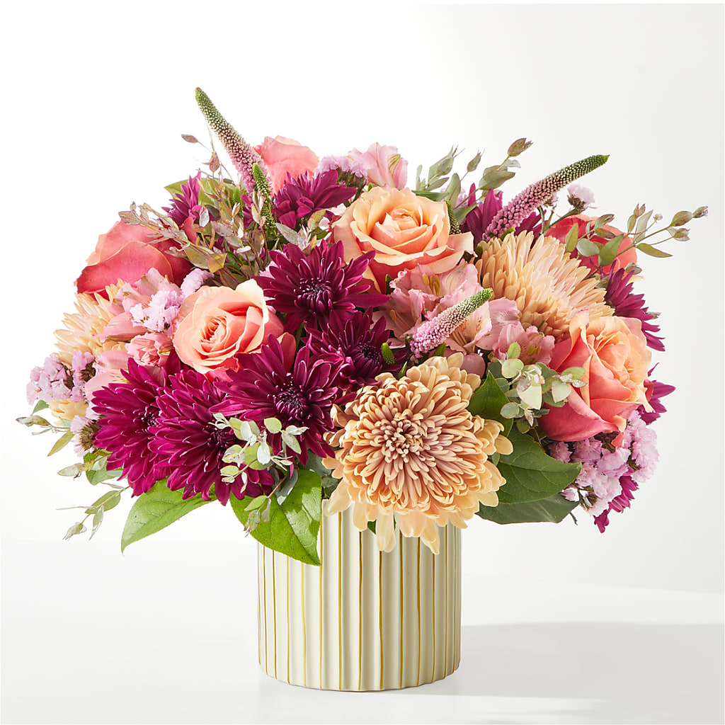 Berry Cobbler Bouquet with Ivory Vase –  Kennedale Florist, Saginaw TX