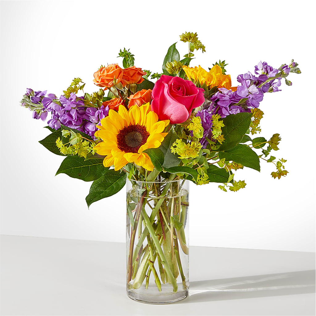 Vibrant Greetings Bouquet –  Kennedale Florist, Saginaw TX