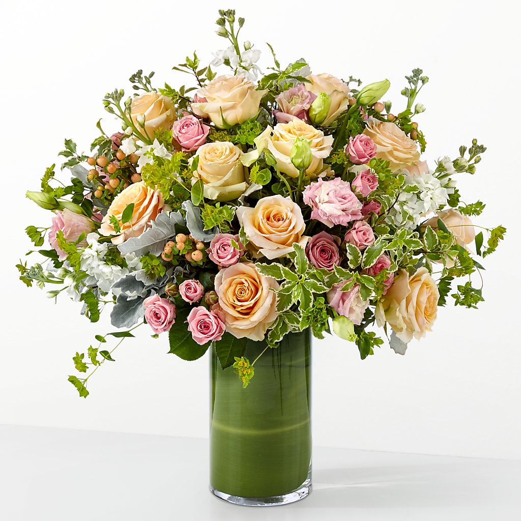 The Glamour Shot –  Kennedale Florist, Saginaw TX